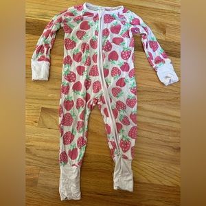 Little Sleepies OG strawberries zippy 3-6M